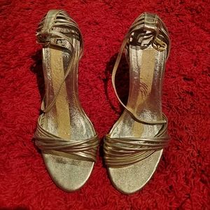 Gold strappy sandals, size 6